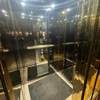 ۳۰۰ متر کوچه برند