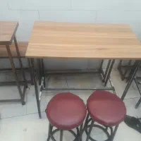 میز و صندلی