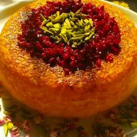 خانم برای امور اشپزی و نظافت منزل