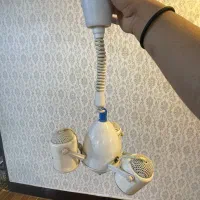 لوستر و هولدور