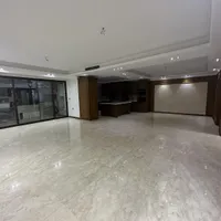 ۱۸۰مترتکواحد حیاط اختصاصی اعیان نشین سرمایه گذاری