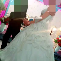 لباس عروس|لباس|پیشوا, |دیوار