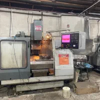 فرز CNC چهار محور KONDIA  خط‌کش‌دار، آماده به کار