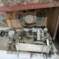 رادیو و گرام قدیمی|کلکسیون اشیاء عتیقه|دورود, |دیوار