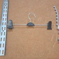 رگال و چوب رختی و پشت رگال