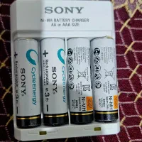 باتری قلمی و شارژر سونی اصلی ژاپنی