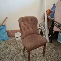 صندلی چوبی
