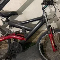 دوچرخه|دوچرخه، اسکیت، اسکوتر|چهارباغ, |دیوار