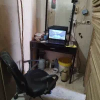 منشی خانم حاشیه جاده کلات