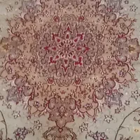 فرش در حد نو، نو که فقط ۱۰ روز استفاده شده