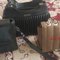 تعدادی کیف و شال
