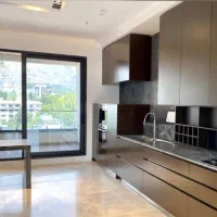 ۱۶۰متر/متریال اروپایی/تمدید چندساله/نگین منطقه