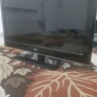 تلویزیون ال ای دی ال جی در حد نو بدون هیچ خط و خش|تلویزیون و پروژکتور|اندیشه, اندیشه فاز ۲|دیوار