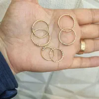 گوشوارهای. گوی دار