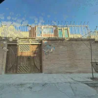 ویلایی شمالی ۴ واحد حیاط بزرگ|فروش خانه و ویلا|فولادشهر, B2|دیوار