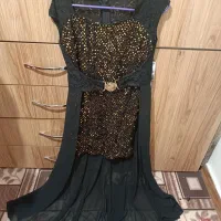 تعدادی لباس|لباس|ملایر, |دیوار