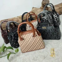 کیف و کفش و پوشاک زنانه و بچگانه|کیف، کفش، کمربند|زاهدان, |دیوار