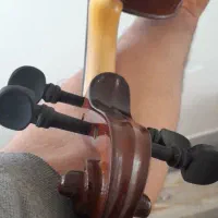 ویولن دست ساز|ویولن|یزد, |دیوار