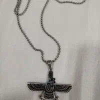 مدال فروهر سیاه قلم