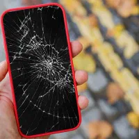 گوشی السیدی شکسته