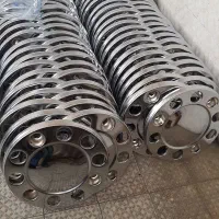 کارگر ساده آقا در شهرک صنعتی بزرگ شمال اصفهان