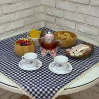 رومیزی پارچه‌ای