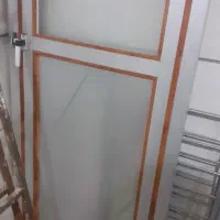 درب الومینیوم  حمام یا دستشویی