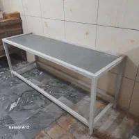 میز کار آهنی