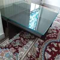میز کاملا نو