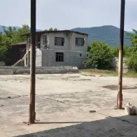 ۵۰۰۰ متر زمین چهار دیواری