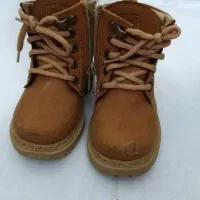 بوت بچه گانه شیک و تمیز