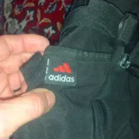یک عدد کوله پشتی آدیداس ۲۰۰|کیف، کفش، کمربند|شاهین‌شهر, شهرک هشت بهشت|دیوار