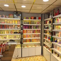 آگهی استخدام فروشنده لوازم آرایشی