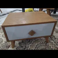 تخت دونفره به همراه تشک رویال و عسلی کنار تخت|تخت و سرویس خواب|قم, انسجام|دیوار