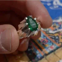 انگشتر دستساز زمرد زامبیای اشکی