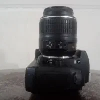 دوربین عکاسی نیکون بسیار تمیز|دوربین عکاسی و فیلمبرداری|نیشابور, شهرک بهداری|دیوار