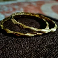 طلا ۱۸ عیار