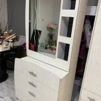 ست کمد و میز ارایش و جاکفشی و ویترین|جاکفشی، کمد، دراور|شیراز, باهنر|دیوار