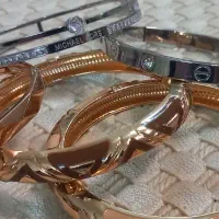 دستبند و بنگل