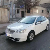 برلیانس 330 سفید 1650 مدل 97|خودرو سواری و وانت|مشهد, ایثارگران|دیوار