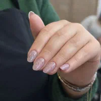 کاشت ناخن با قیمت استثنائی