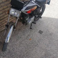 پارکینگی مفت مفت ۱۲۵۰۰