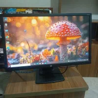 مانیتور ۲۴ اینچ برند HP با پایه آسانسوری