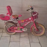 دوچرخه دخترانه|دوچرخه، اسکیت، اسکوتر|ری, شهادت|دیوار