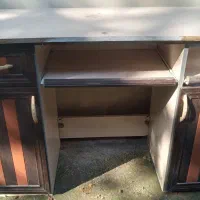 مبل راحتی و میز کامپیوتر