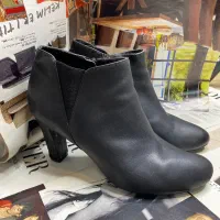 بوت پاشنه دار