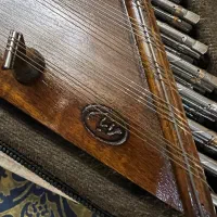 سنتور هراتیان|سازهای سنتی|دماوند, دماوند|دیوار