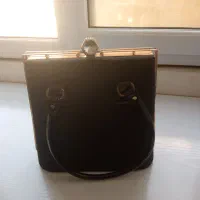 کیف مجلسی|کیف، کفش، کمربند|نختالو, |دیوار