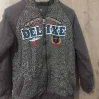 کاپشن و تعدادی لباس گرم