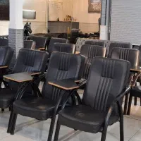 اجاره ساعتی فضا برای کلاس آموزشی و همایش کوچک|اجارهٔ کوتاه‌مدت دفتر کار و فضای آموزشی|قم, کیوانفر|دیوار